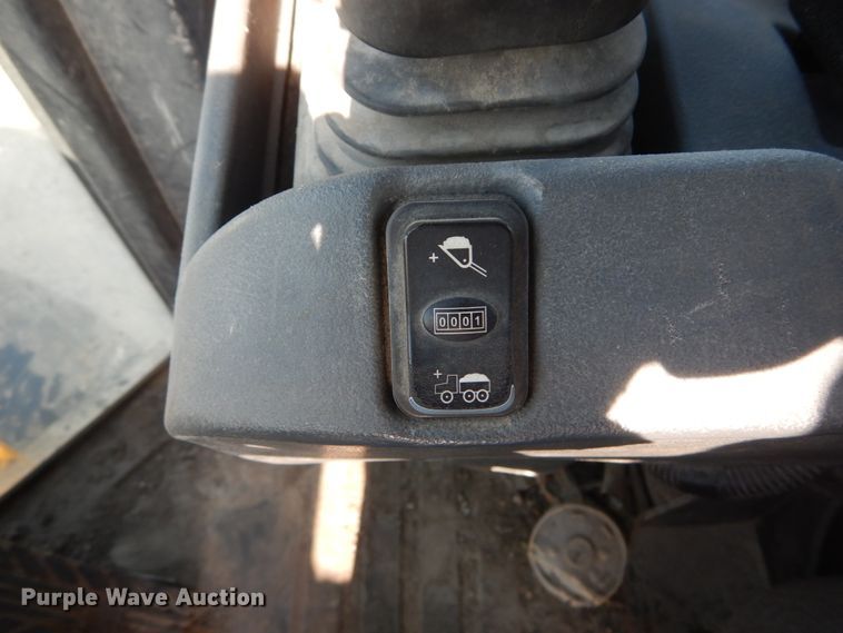 image for item DH2186 2013 John Deere 644K wheel loader