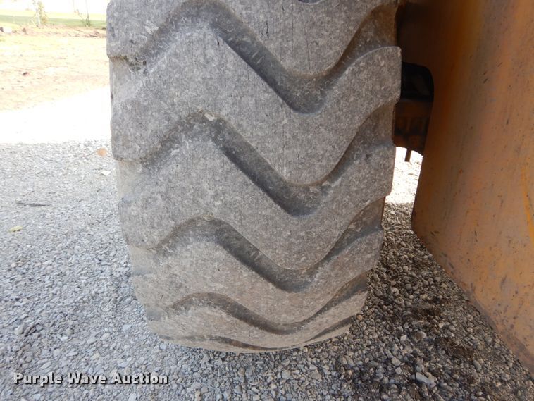 image for item DH2186 2013 John Deere 644K wheel loader