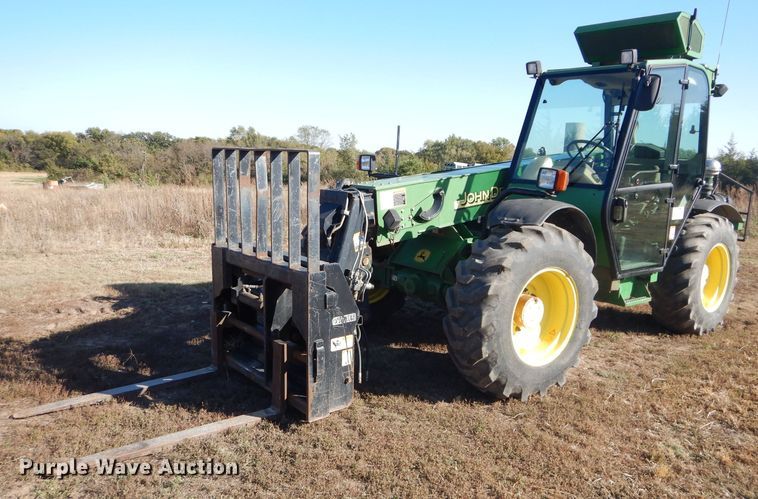 image for item DH2627 2003 John Deere 3400 telehandler