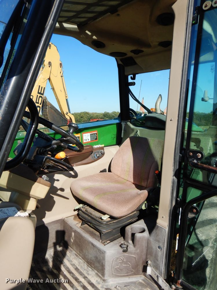 image for item DH2627 2003 John Deere 3400 telehandler