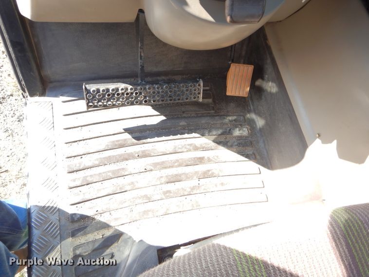 image for item DH2627 2003 John Deere 3400 telehandler