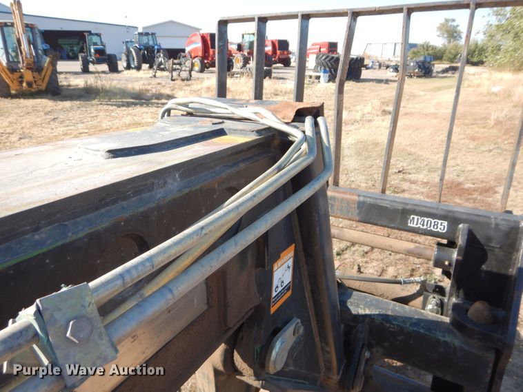 image for item DH2627 2003 John Deere 3400 telehandler