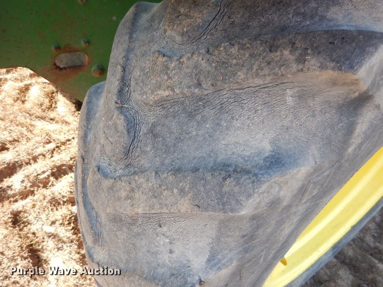 image for item DH2627 2003 John Deere 3400 telehandler