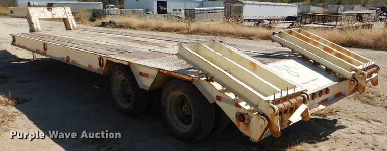 image for item DH2646 1997 Holden HLB36225 drop deck equipment trailer