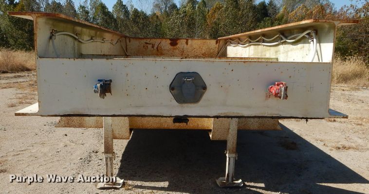 image for item DH2646 1997 Holden HLB36225 drop deck equipment trailer