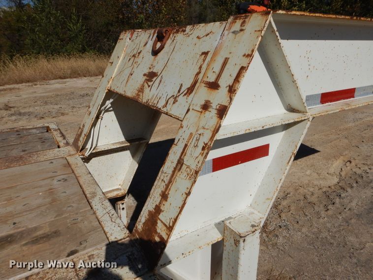 image for item DH2646 1997 Holden HLB36225 drop deck equipment trailer