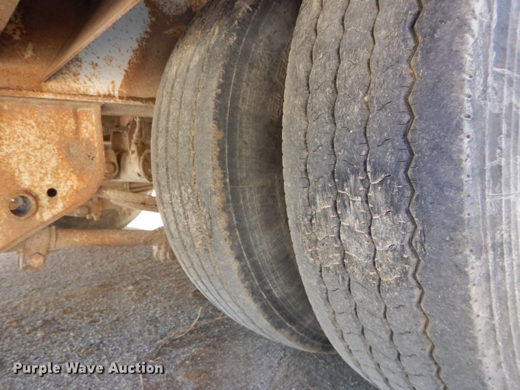 image for item DH2646 1997 Holden HLB36225 drop deck equipment trailer