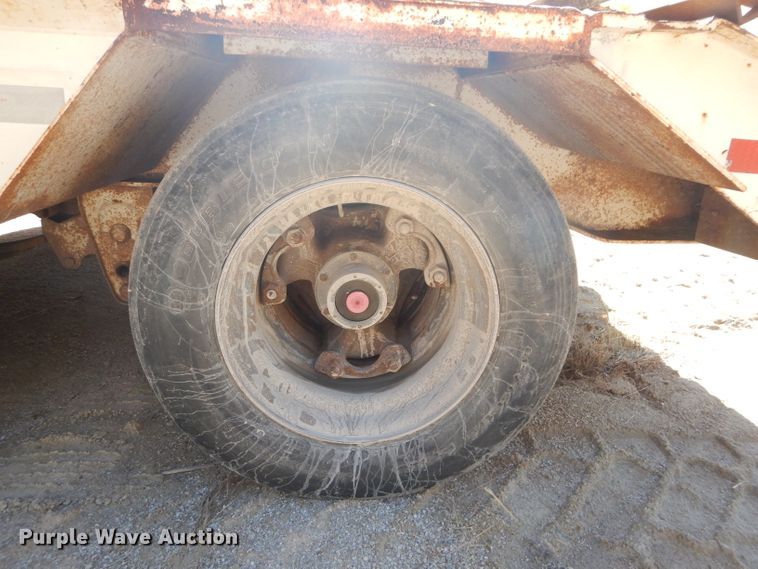 image for item DH2646 1997 Holden HLB36225 drop deck equipment trailer