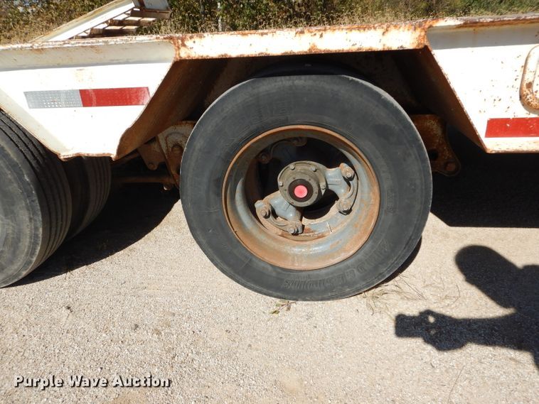 image for item DH2646 1997 Holden HLB36225 drop deck equipment trailer