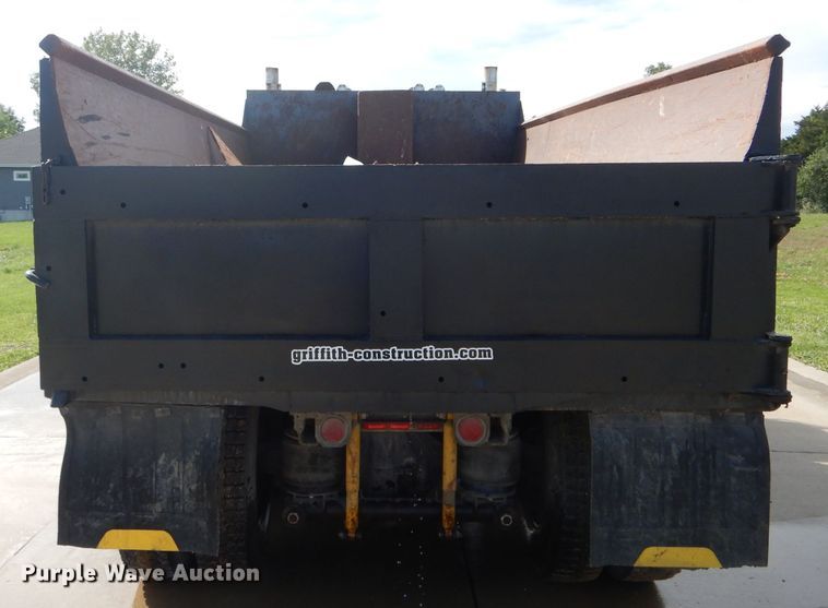 image for item DH6191 1986 Western Star 4900 dump truck