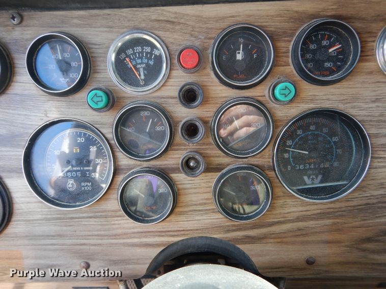 image for item DH6191 1986 Western Star 4900 dump truck