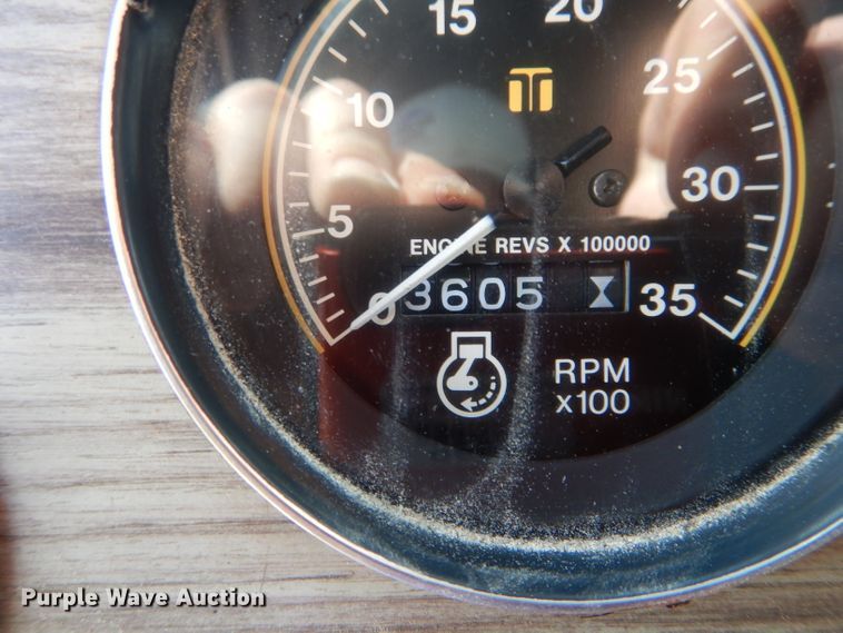 image for item DH6191 1986 Western Star 4900 dump truck