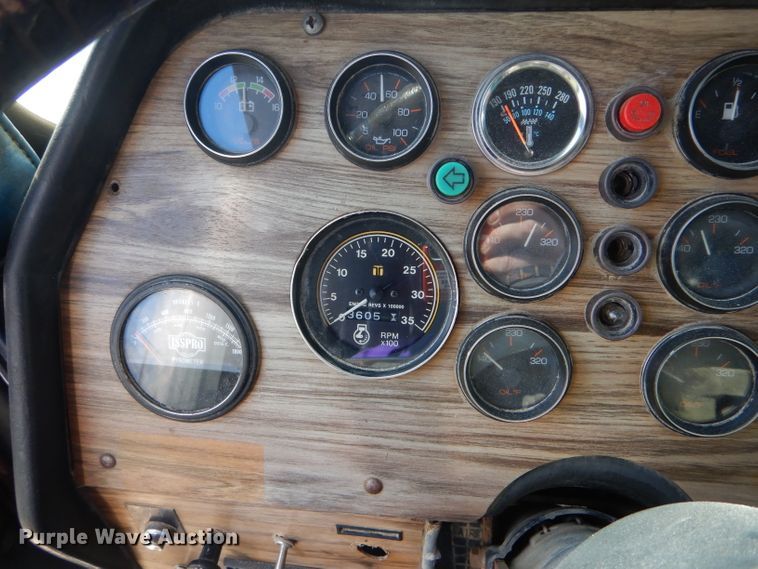 image for item DH6191 1986 Western Star 4900 dump truck