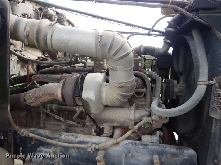 image for item DH6191 1986 Western Star 4900 dump truck