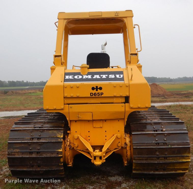 image for item DH6231 1985 Komatsu D65P-8 dozer