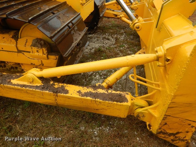 image for item DH6231 1985 Komatsu D65P-8 dozer