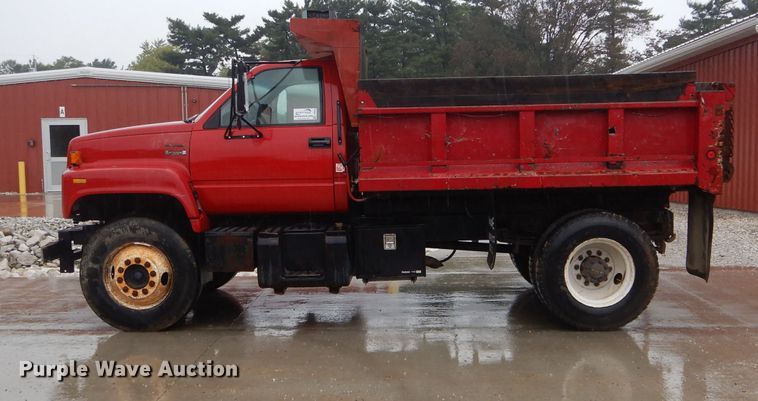 image for item DH6232 1996 GMC TopKick C6500 dump truck