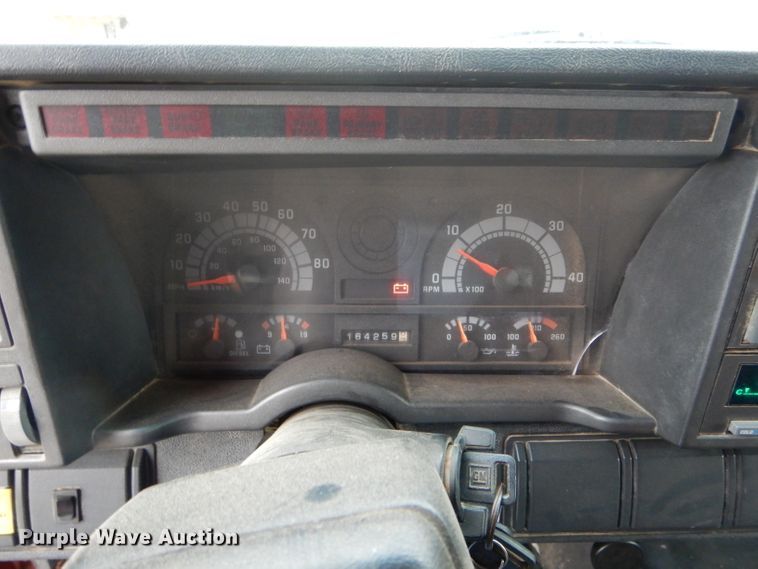 image for item DH6232 1996 GMC TopKick C6500 dump truck