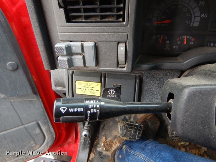 image for item DH6232 1996 GMC TopKick C6500 dump truck