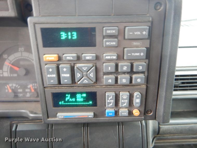 image for item DH6232 1996 GMC TopKick C6500 dump truck