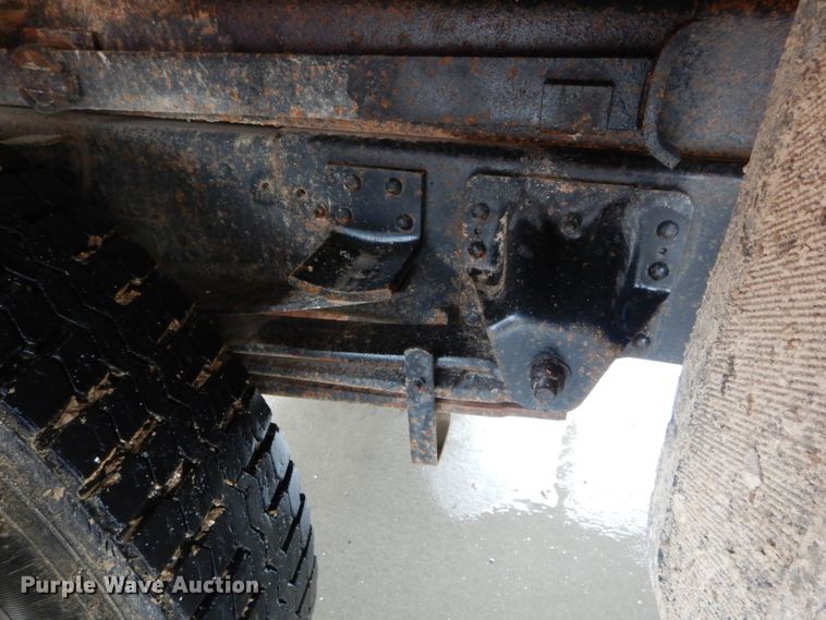 image for item DH6232 1996 GMC TopKick C6500 dump truck