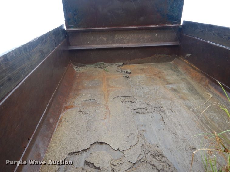 image for item DH6232 1996 GMC TopKick C6500 dump truck