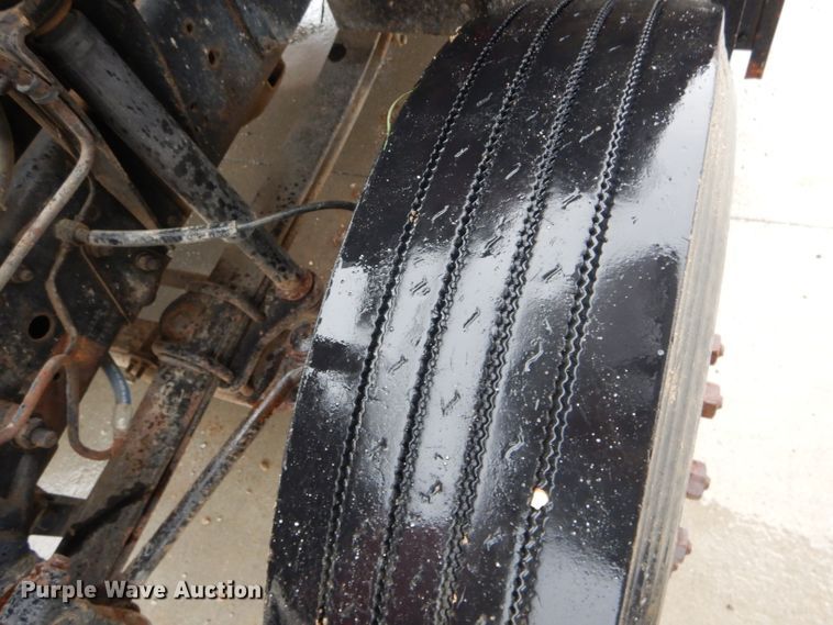 image for item DH6232 1996 GMC TopKick C6500 dump truck