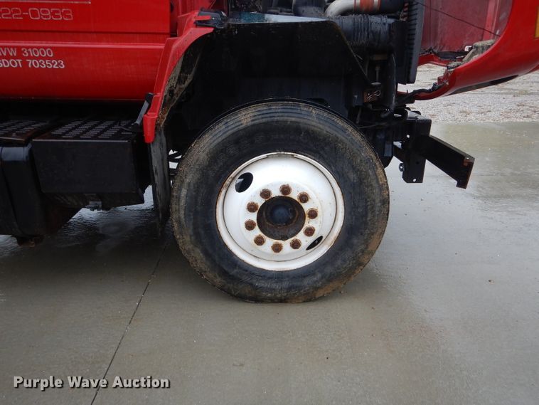 image for item DH6232 1996 GMC TopKick C6500 dump truck