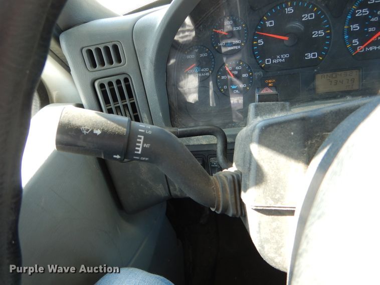 image for item DH6238 2002 International 4300 digger derrick truck