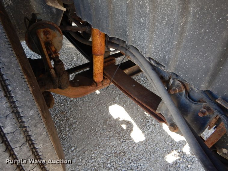 image for item DH6238 2002 International 4300 digger derrick truck