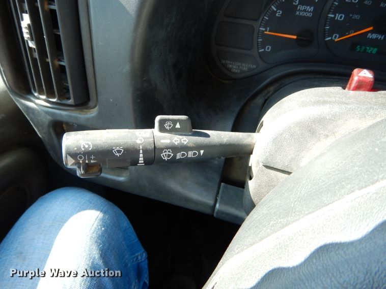 image for item DH6240 2009 GMC C7500 service truck