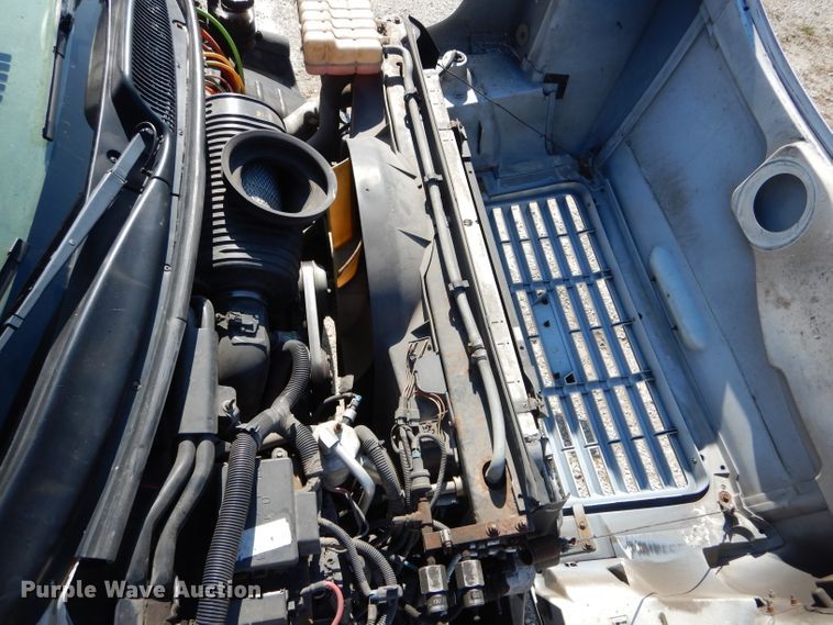 image for item DH6240 2009 GMC C7500 service truck