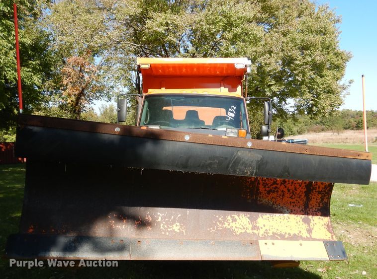 image for item EK9095 2006 International 7400 dump truck