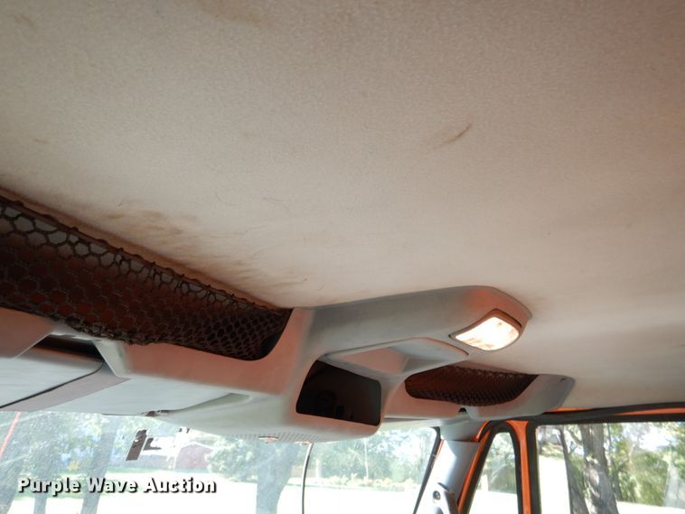 image for item EK9095 2006 International 7400 dump truck