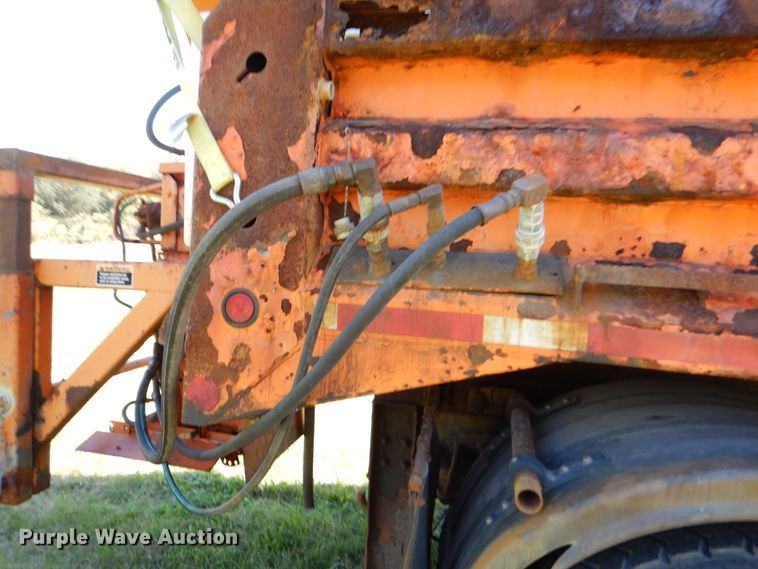 image for item EK9096 2007 International 7400 dump truck