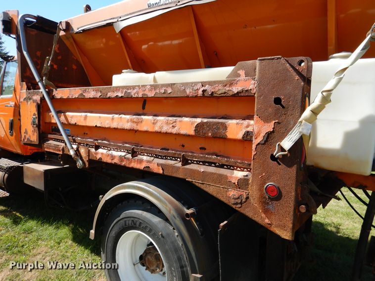 image for item EK9096 2007 International 7400 dump truck