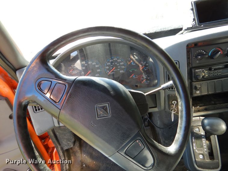 image for item EK9096 2007 International 7400 dump truck