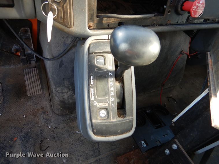 image for item EK9096 2007 International 7400 dump truck