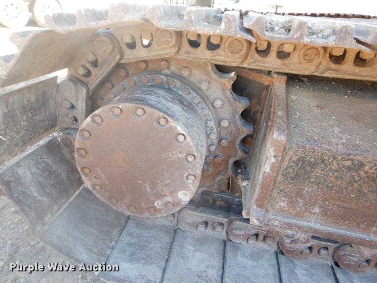 image for item EY9276 2005 John Deere 270C LC excavator