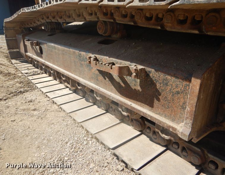 image for item EY9276 2005 John Deere 270C LC excavator