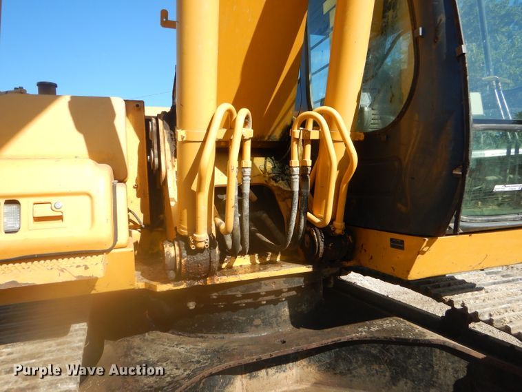 image for item EY9276 2005 John Deere 270C LC excavator