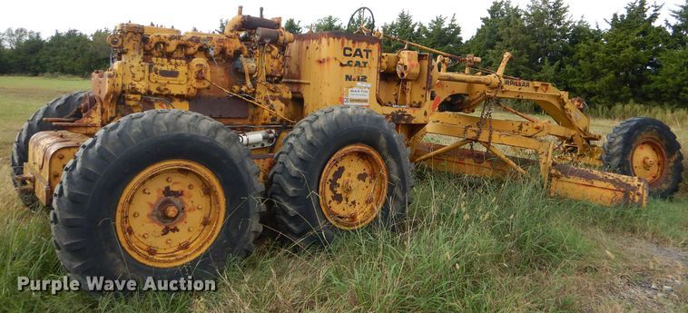 image for item EY9322 Caterpillar 12 rigid frame motor grader