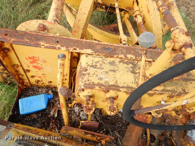 image for item EY9322 Caterpillar 12 rigid frame motor grader