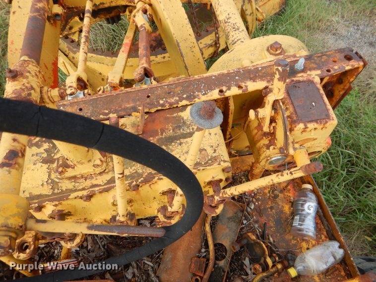 image for item EY9322 Caterpillar 12 rigid frame motor grader