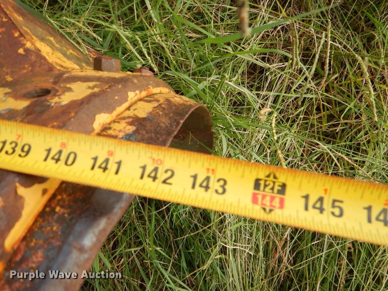 image for item EY9322 Caterpillar 12 rigid frame motor grader