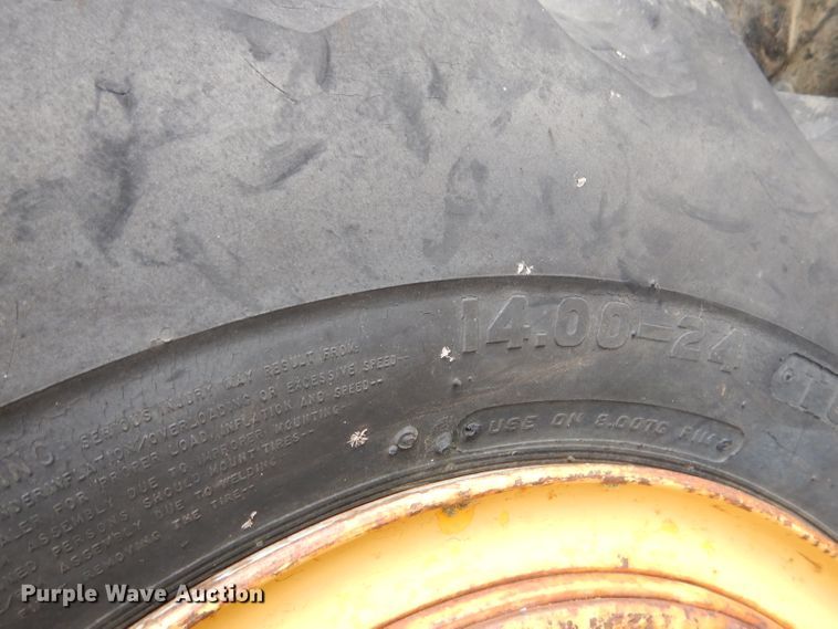 image for item EY9322 Caterpillar 12 rigid frame motor grader