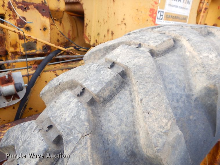 image for item EY9322 Caterpillar 12 rigid frame motor grader