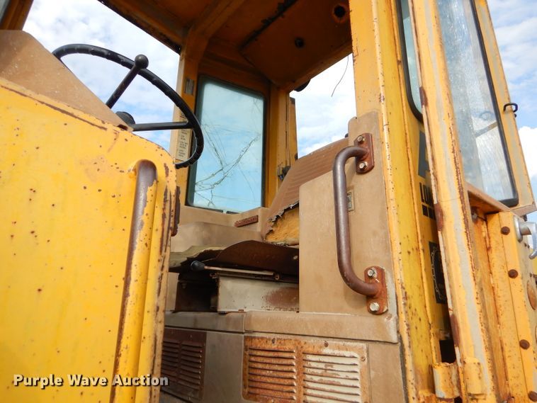 image for item EY9323 1980 Ford A62 wheel loader