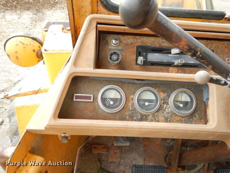 image for item EY9323 1980 Ford A62 wheel loader