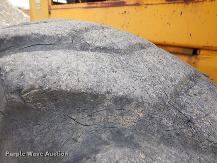 image for item EY9323 1980 Ford A62 wheel loader